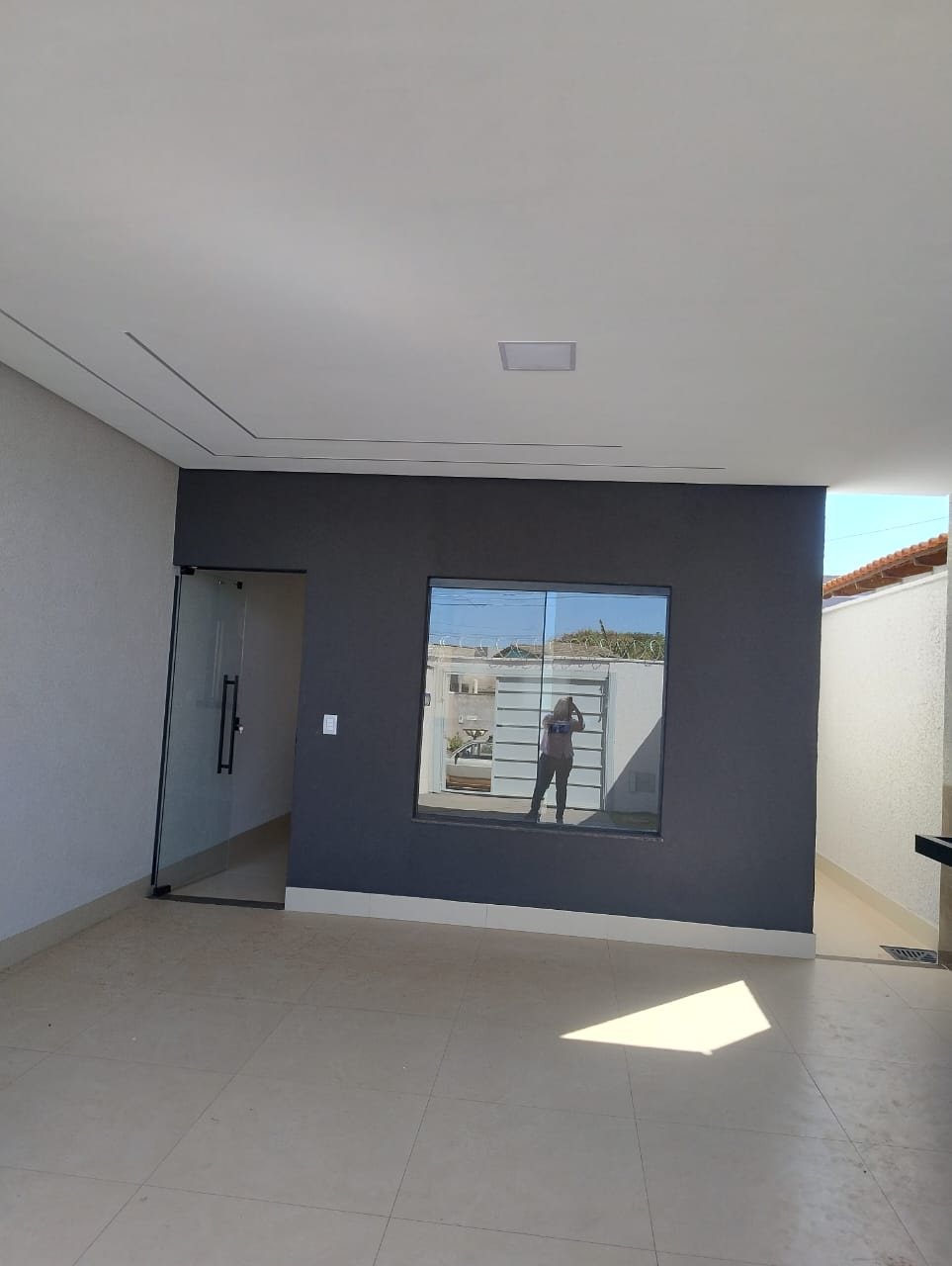 visão da frente da casa no setor santa fé