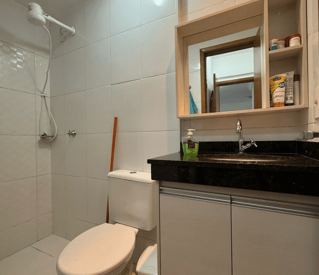 Banheiro 1 no Apartamento no Borges Landeiro Tropicale