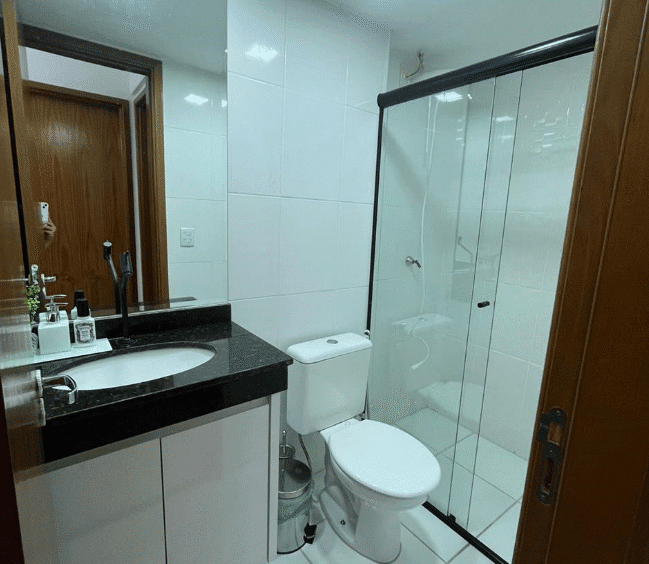 Banheiro 2 no Apartamento de 2 Quartos no Borges Landeiro Tropicale