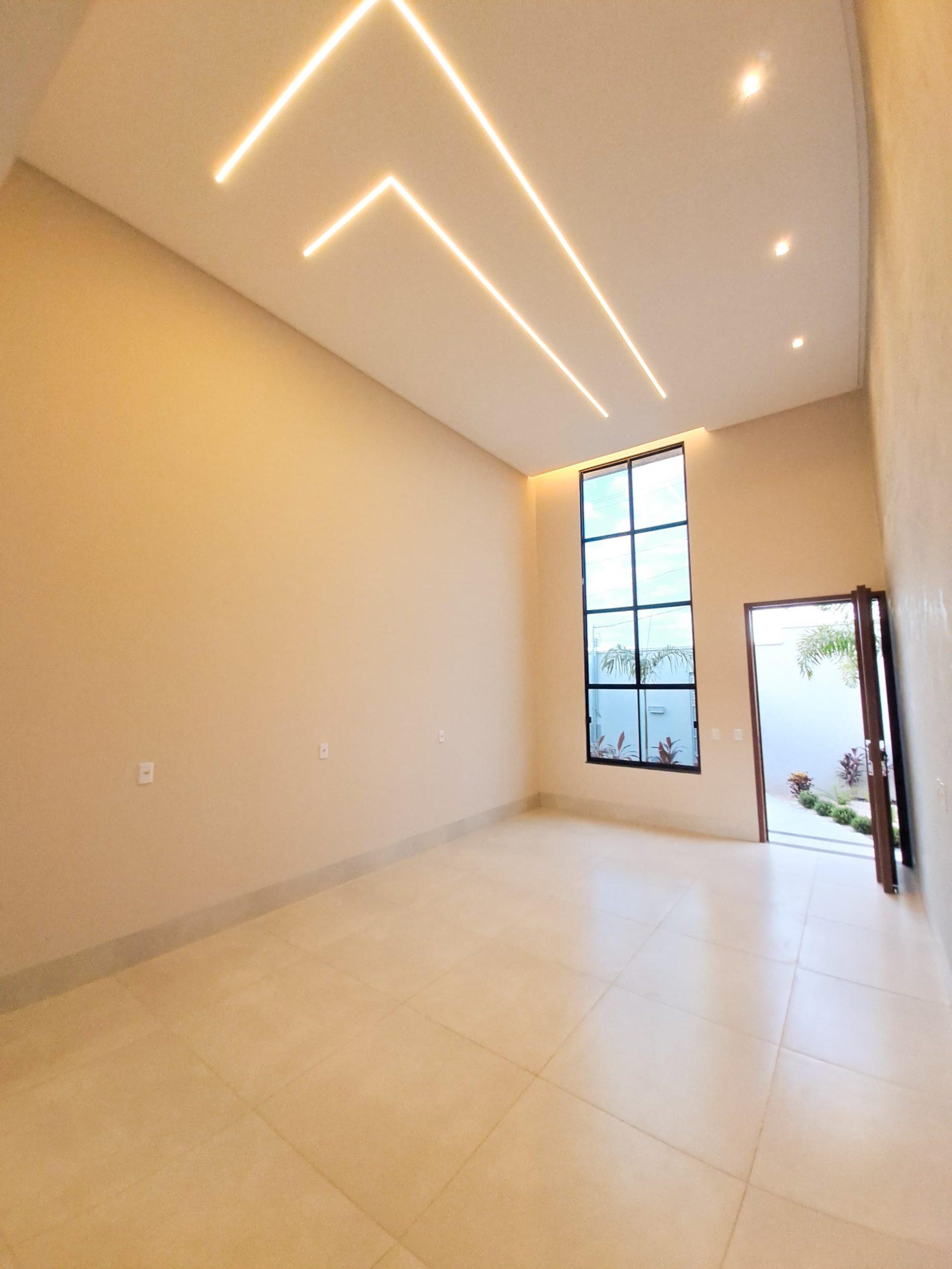 Ângulo 2 da sala da Casa no Jardim Gramado