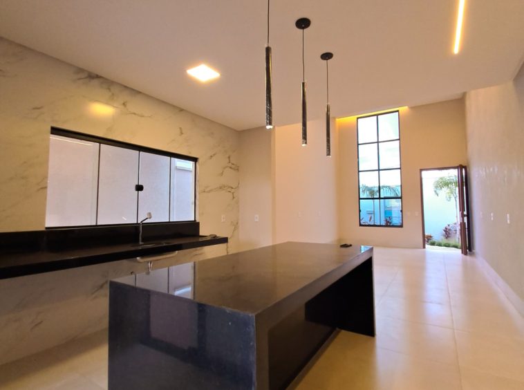 Ângulo 2 da Cozinha + ilha + pia da Casa no Jardim Gramado