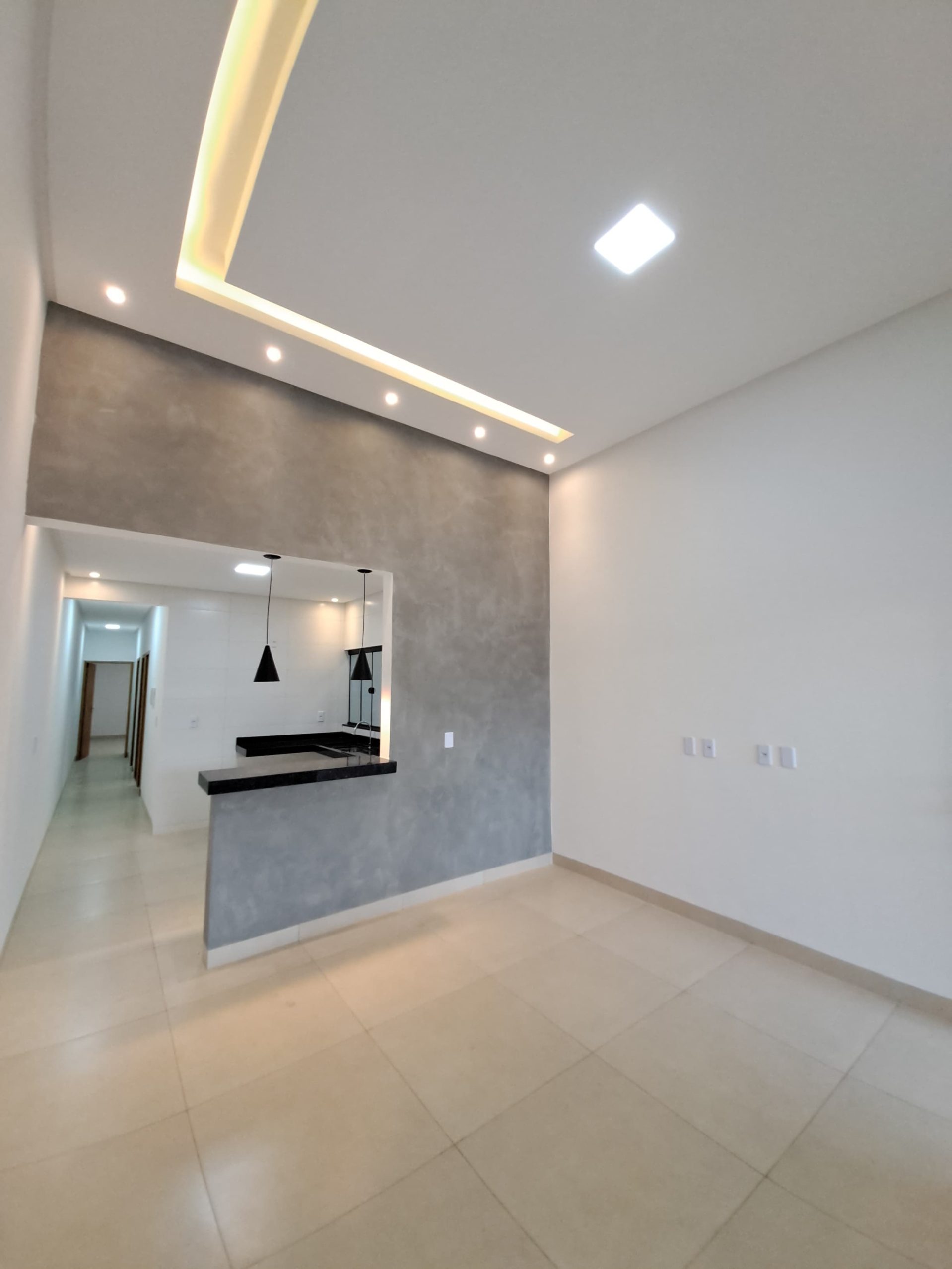 Ângulo 2 da sala da Casa á Venda no Novo Planalto