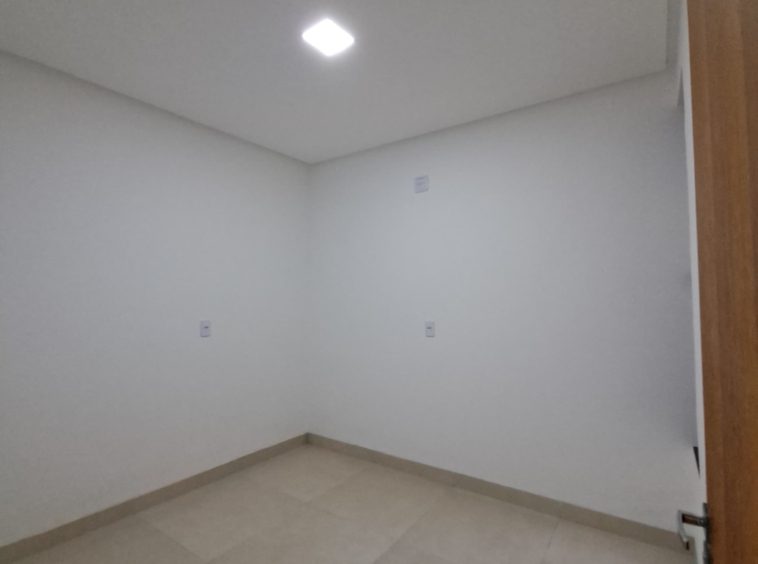 Quarto 2 da Casa á Venda no Novo Planalto