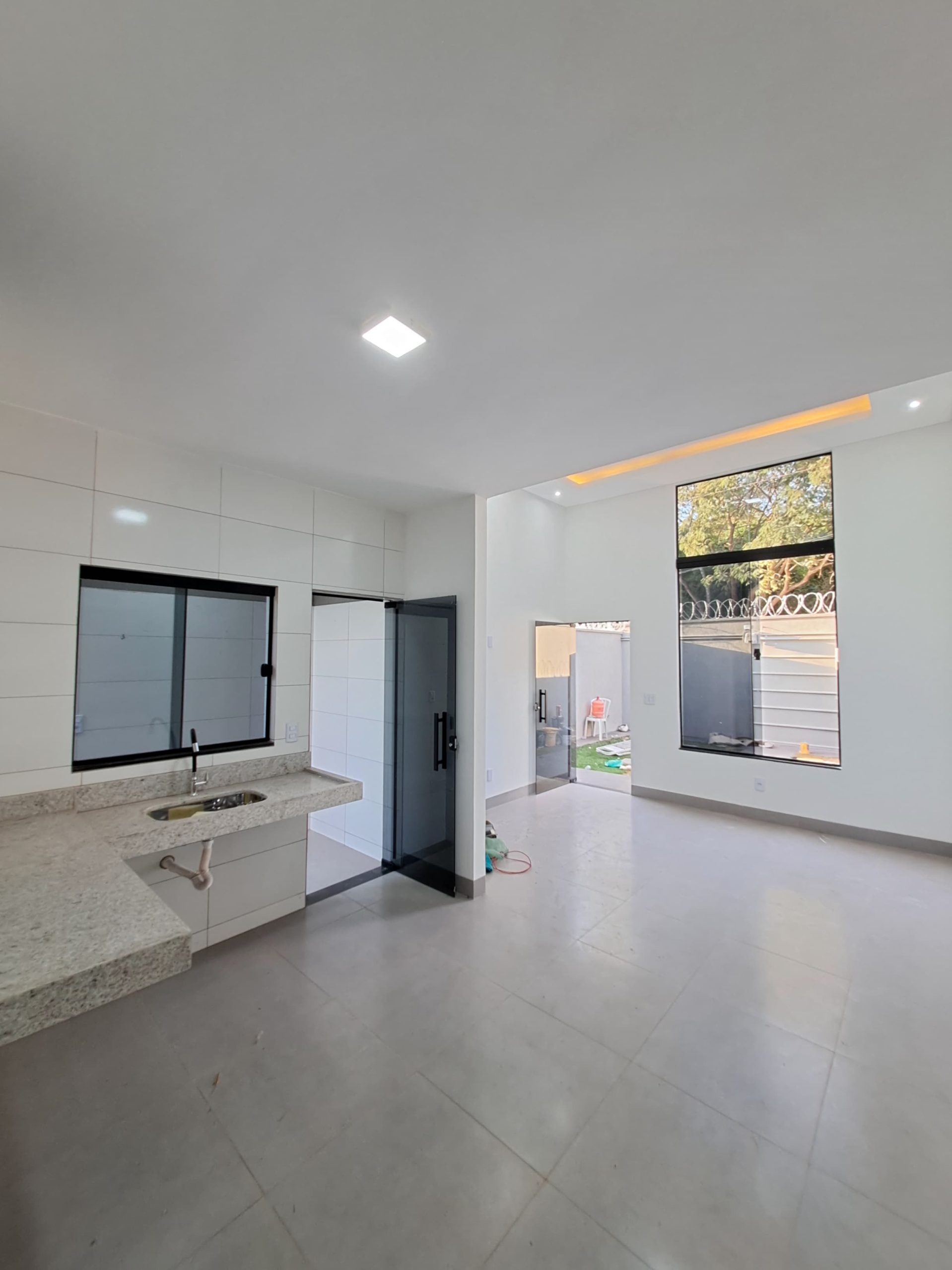 Ângulo 1 da cozinha da Casa á venda no Shangri-lá