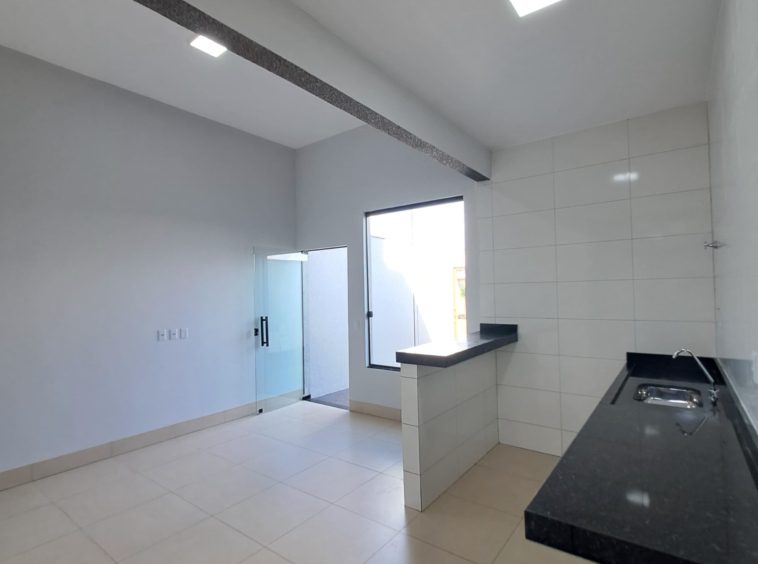 Cozinha + sala da Casa no Setor Orlando Moraes