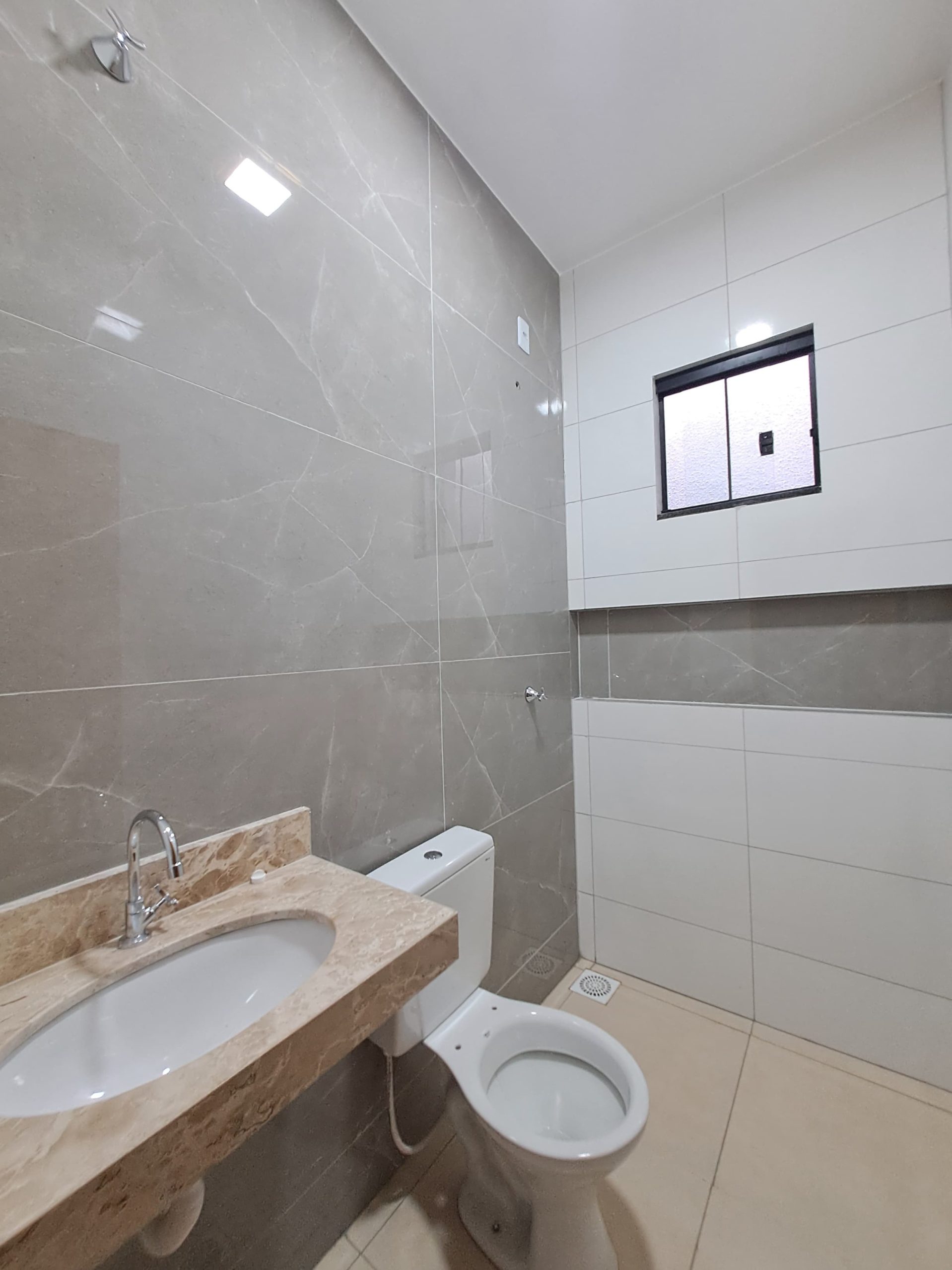 Banheiro 1 da Casa no Setor Orlando Moraes