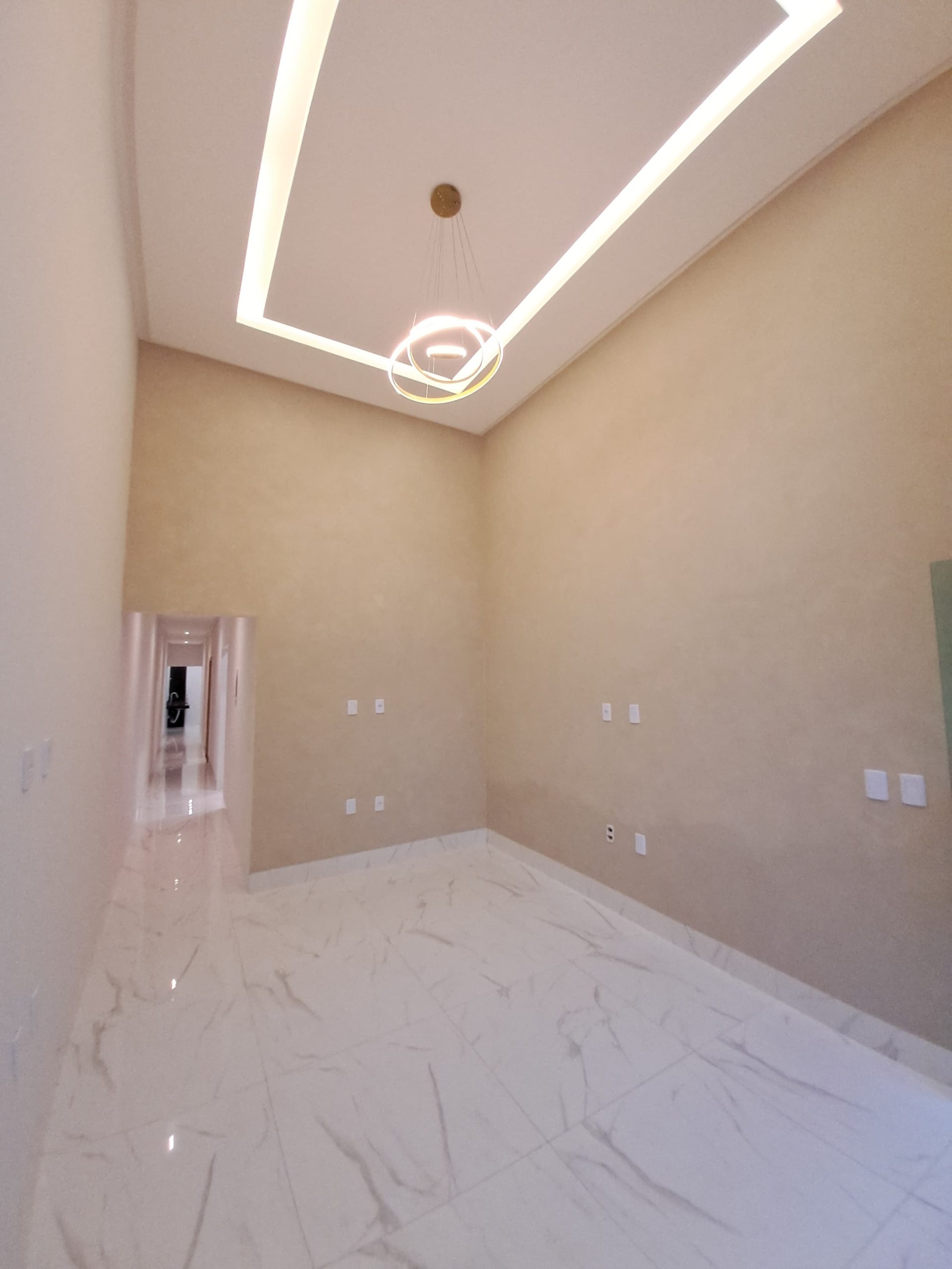Ângulo 1 da sala da Casa no Jardim Balneário Meia Ponte