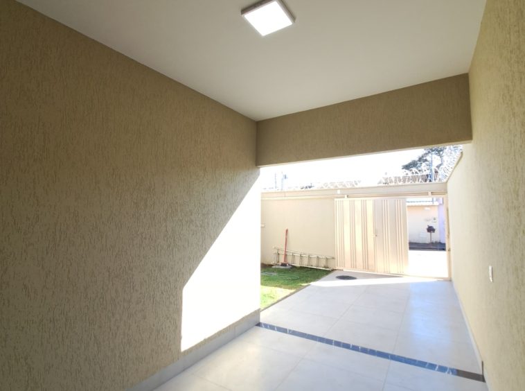 Garagem da Casa no Setor Alice Barbosa