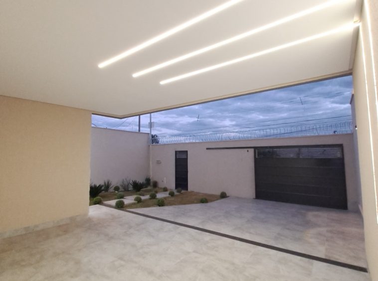 Garagem da Casa á venda no Setor Fim Social