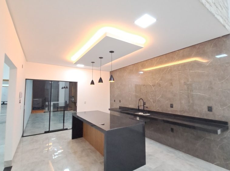 Ângulo 1 da Cozinha da Casa á venda no Setor Fim Social
