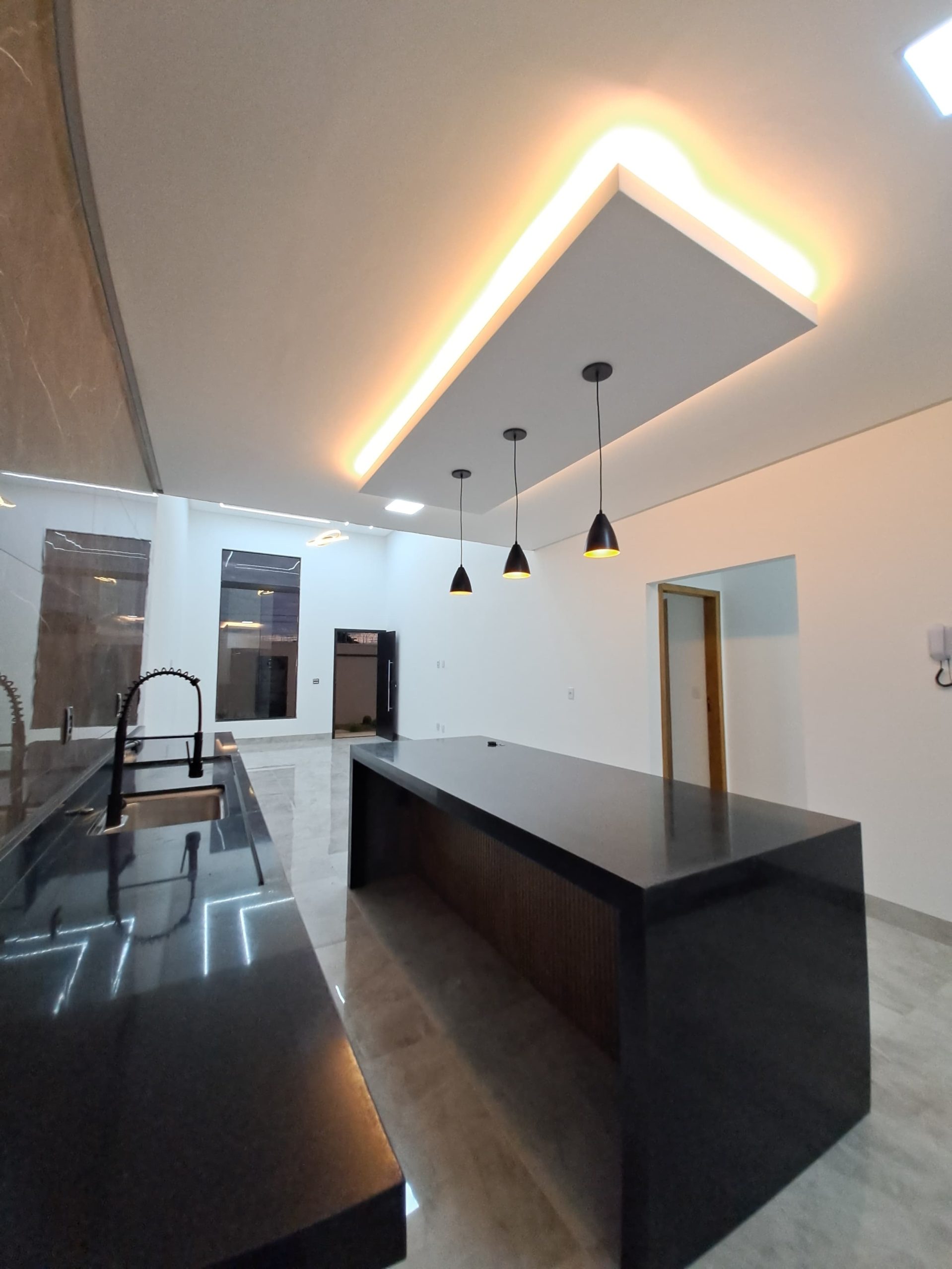 Ângulo 3 da Cozinha da Casa á venda no Setor Fim Social