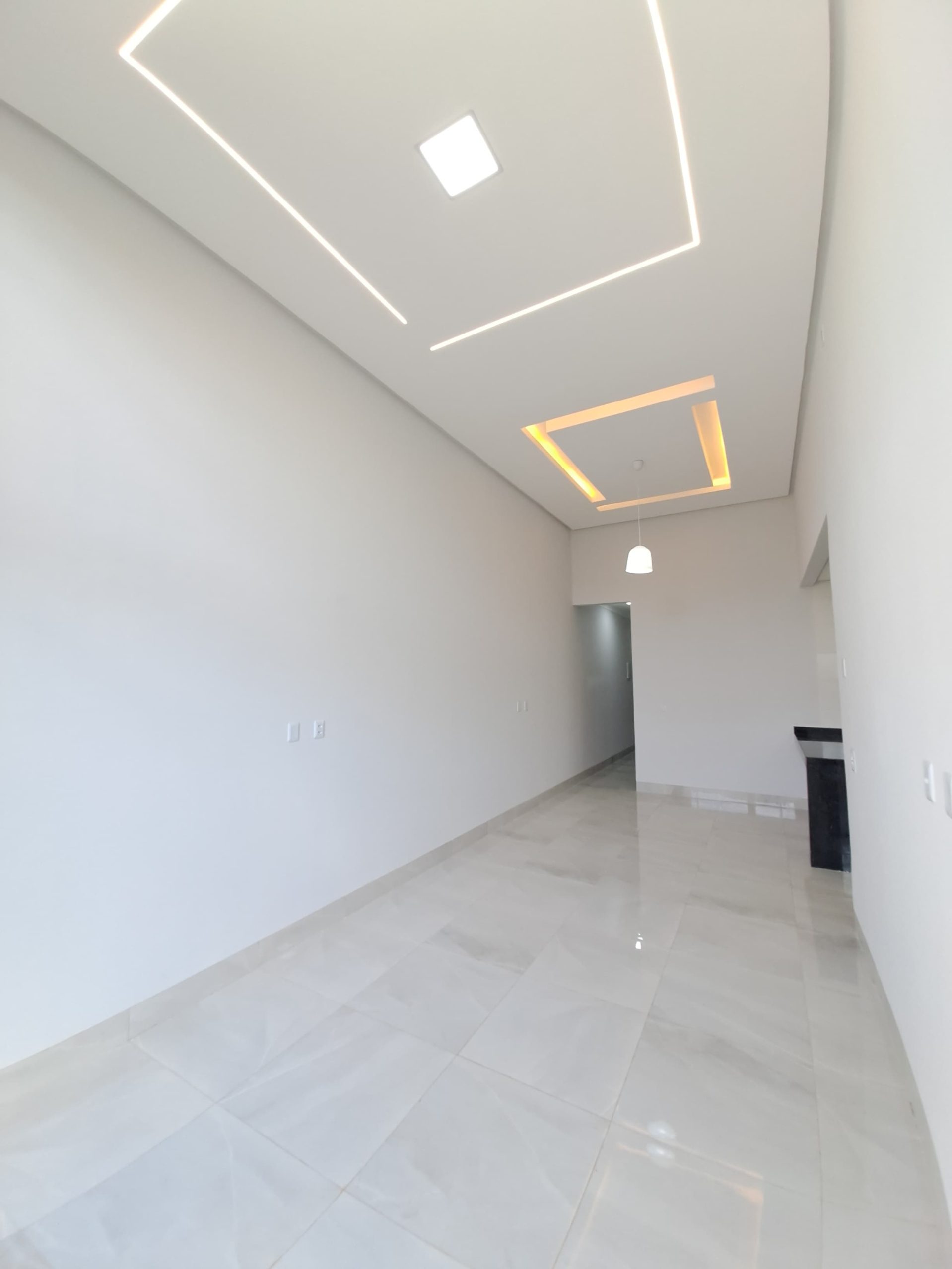 Ângulo 1 da Sala da Casa no Residencial Alice Barbosa