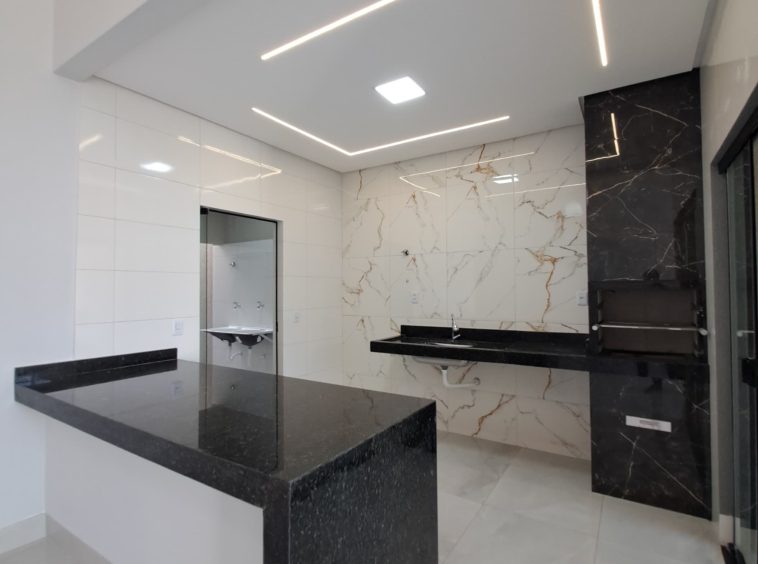 Ângulo 1 da Cozinha da Casa no Residencial Alice Barbosa