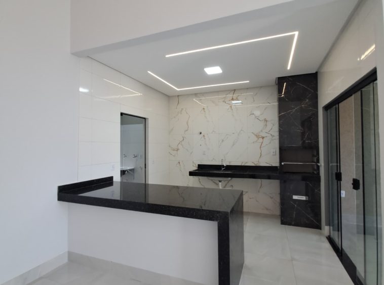 Ângulo 2 da Cozinha da Casa no Residencial Alice Barbosa