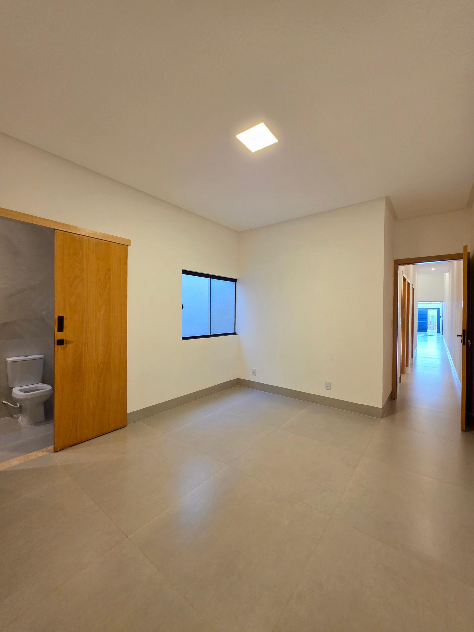 Suíte da Casa no Residencial Hugo de Moraes