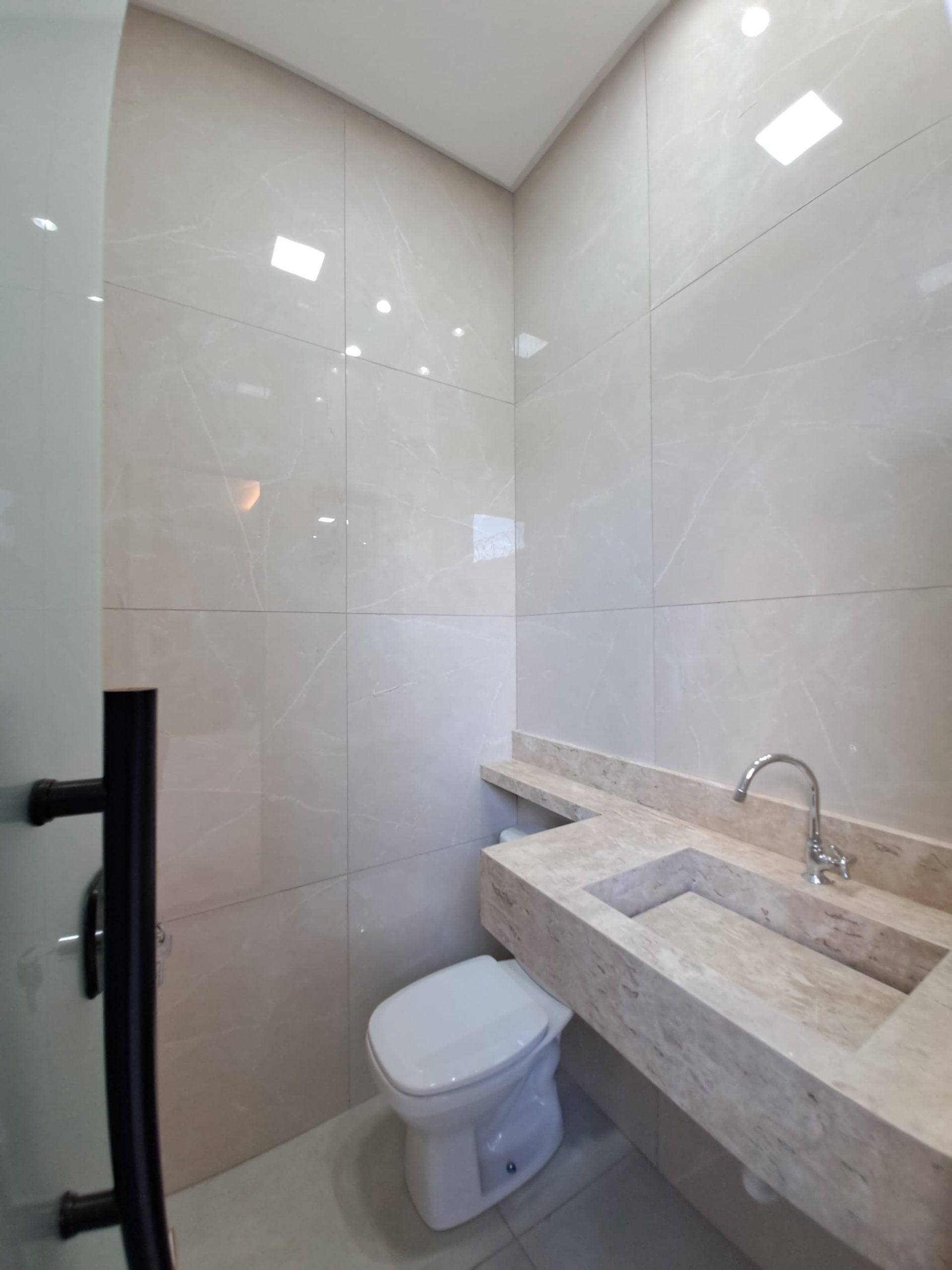 Lavabo da Casa no Fonte Nova