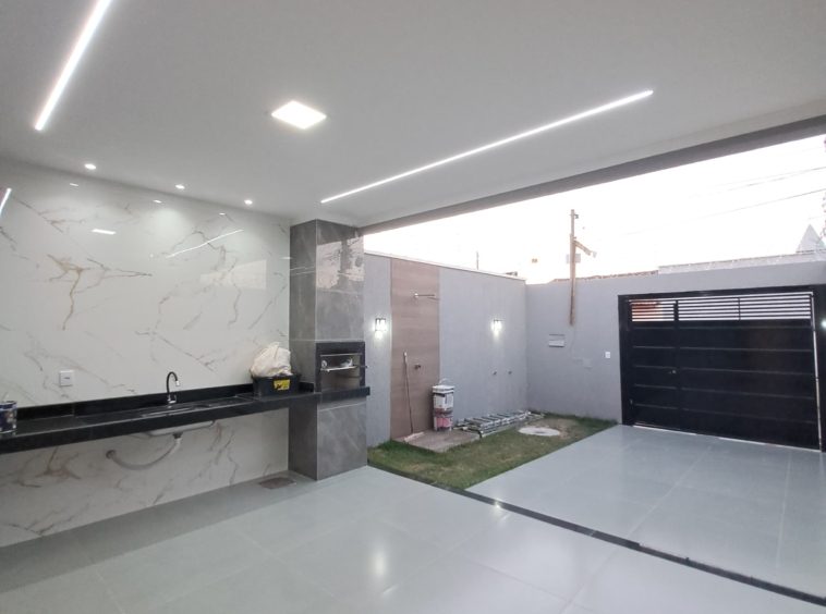 Garagem + Área Gourmet ângulo 2 da Casa no Recanto do Bosque