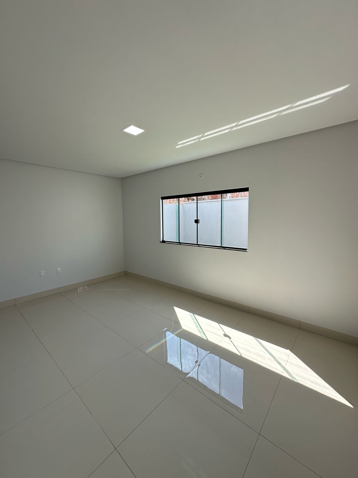Suíte Casa no Residencial Orlando de Morais