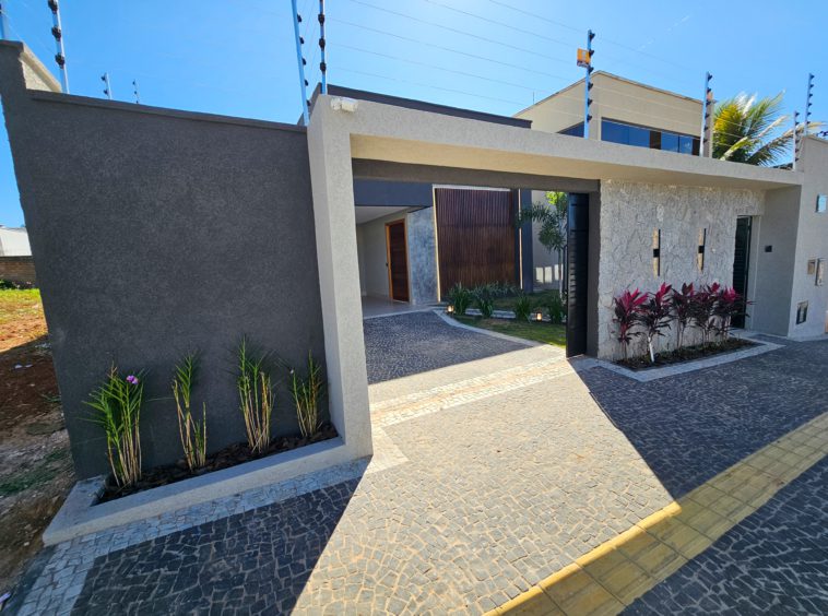 Fachada na Casa no Três Marias
