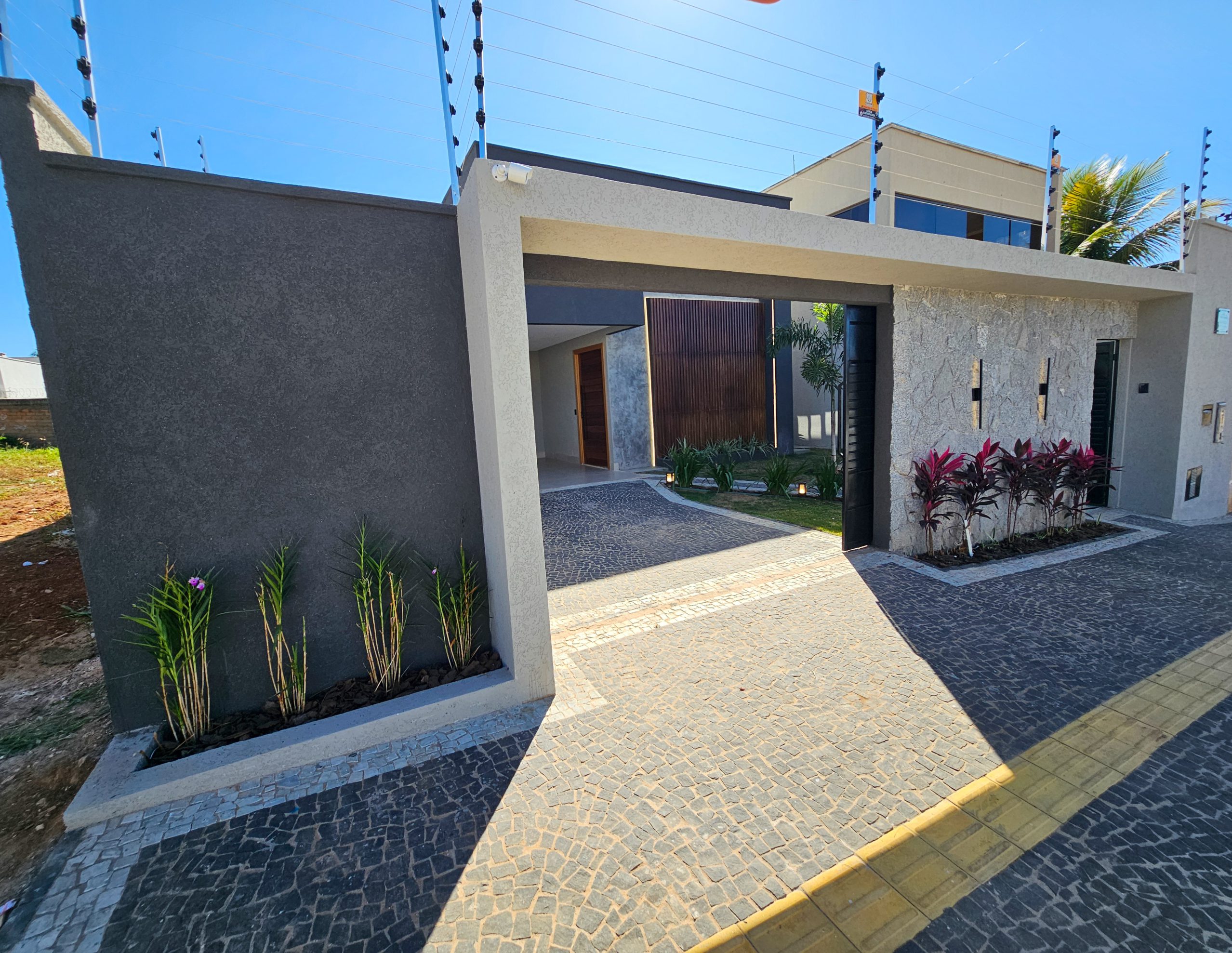 Fachada na Casa no Três Marias