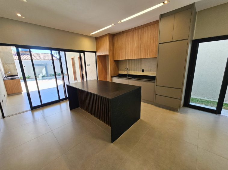 Cozinha (foto 1) na Casa no Três Marias