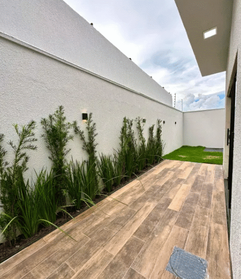 Área de Acesso externo na Casa no Residencial Monte Cristo