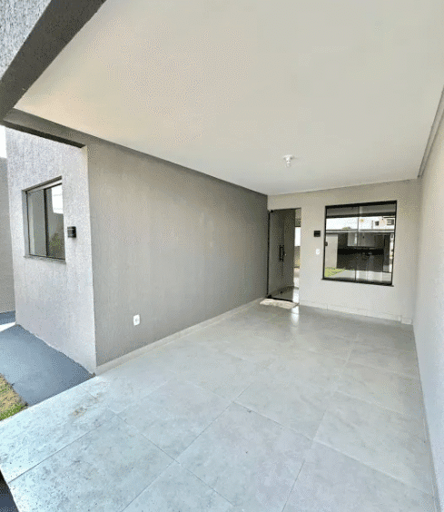garagem e entrada da Casa Térrea no Monte Cristo