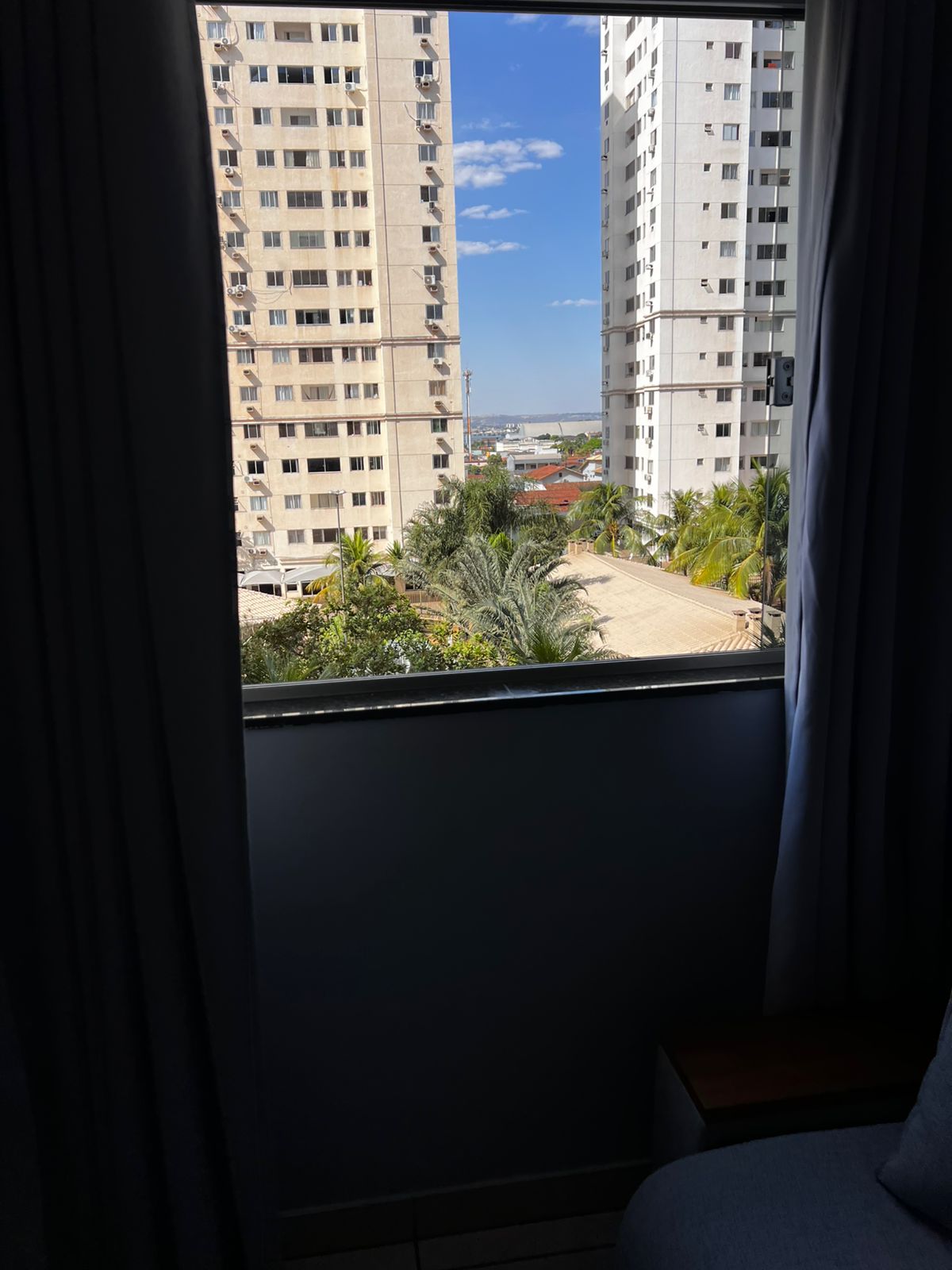 Sala (foto 1) no Apartamento no Setor Cândida de Morais