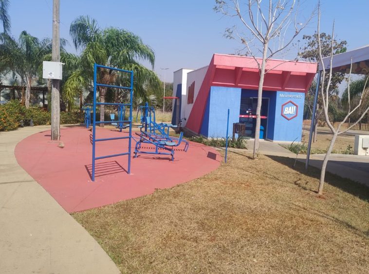 Mini Mercado (foto 5) do Terreno no Alto da Boa Vista