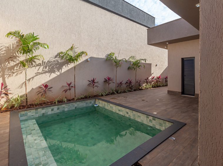 Piscina da Casa no Portal Sol Garden