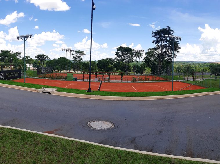 Quadra de Tenis (foto 5) no COndomínio da Casa no Portal Sol Garden