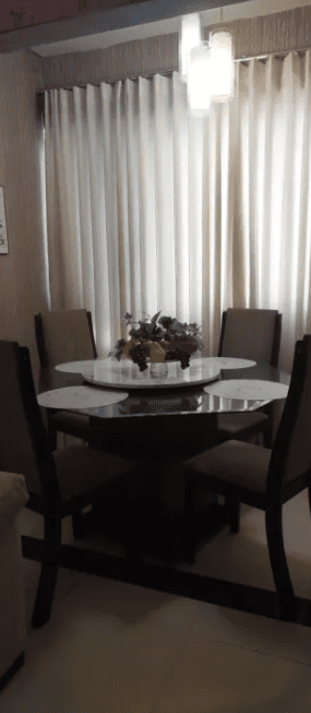 mesa de jantar do Apartamento Mobiliado 2 Quartos