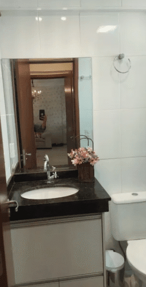Banheiro 1 do Apartamento Mobiliado 2 Quartos