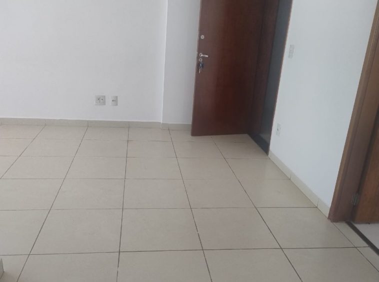 Sala (foto1) no Apartamento no Tropicale