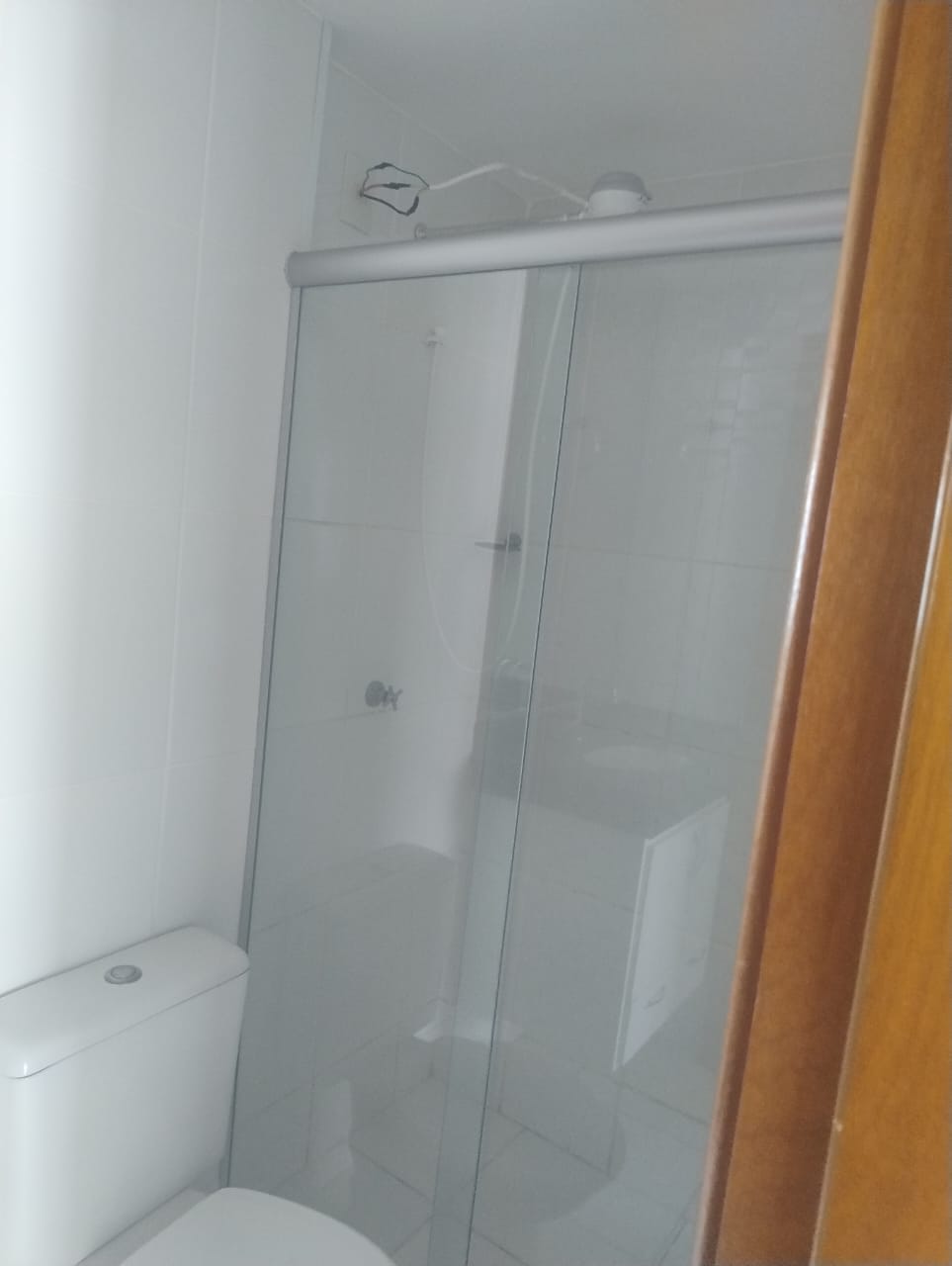 Banheiro da Suíte (foto 3)no Apartamento no Tropicale