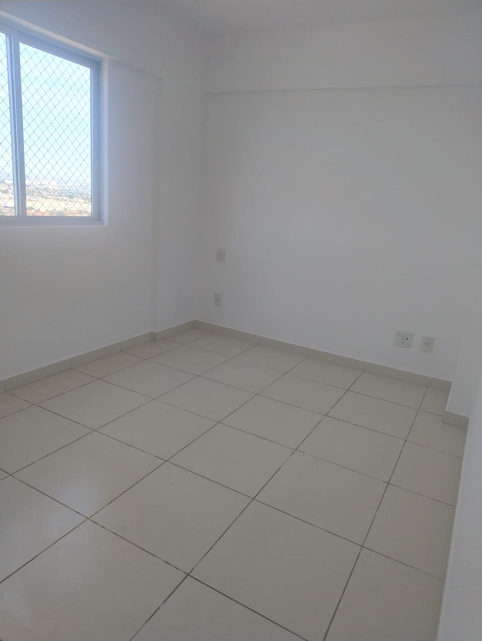 Quarto 1 suíte(foto 1) no Apartamento no Tropicale