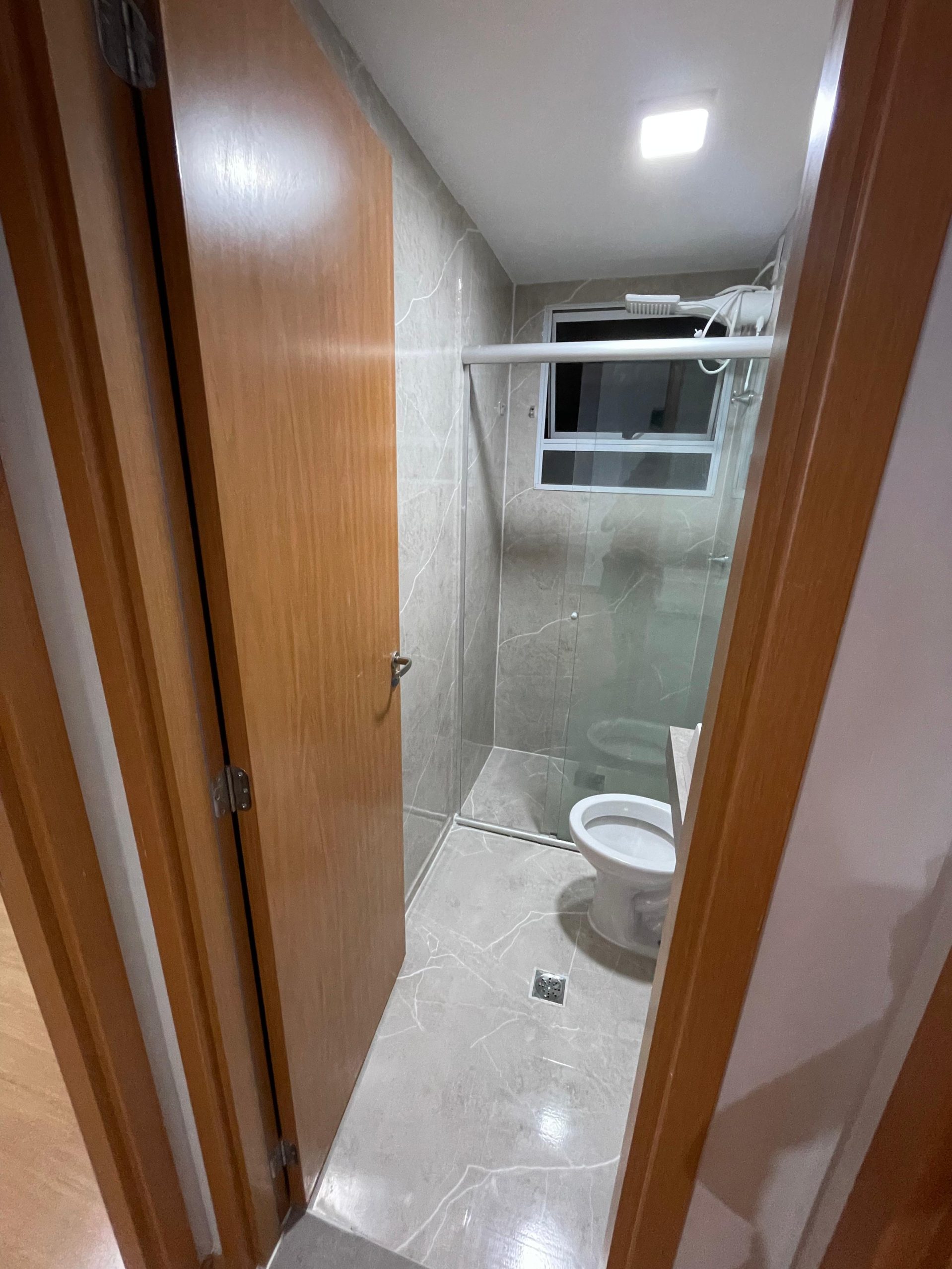 Banheiro social (foto 2) do Apartamento no Condomínio Iguaçu