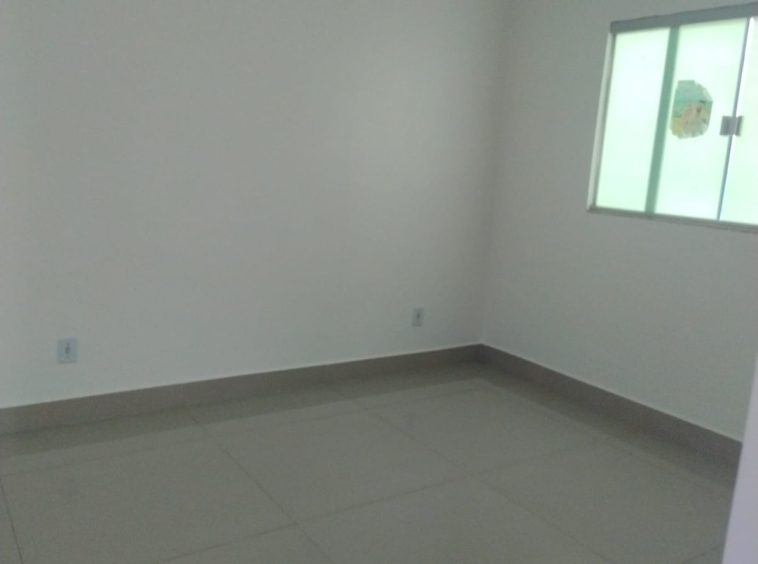 Sala (foto 1) da Casa no Jardim Helvencia