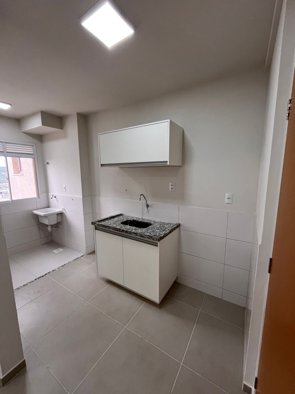 Cozinha (foto 2) do Apartamento no Condomínio Iguaçu