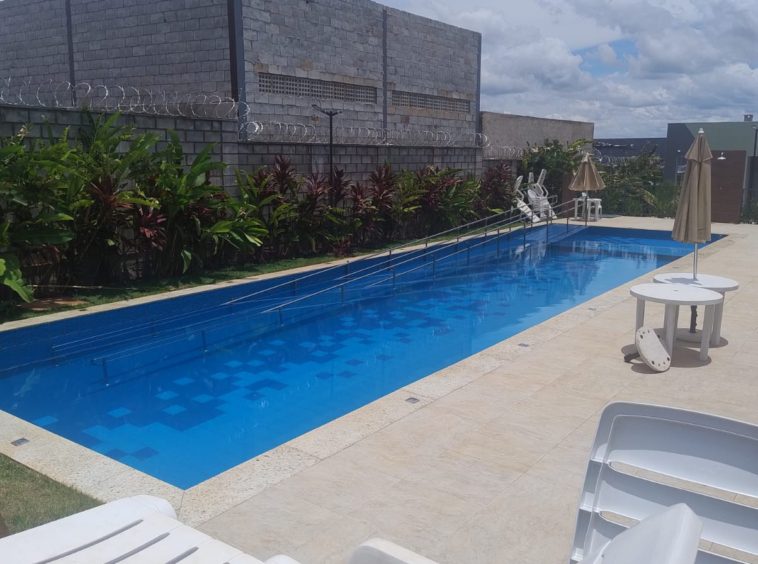 Piscina (Foto 2) do Condomínio no do Apartamento no Estrela Dalva