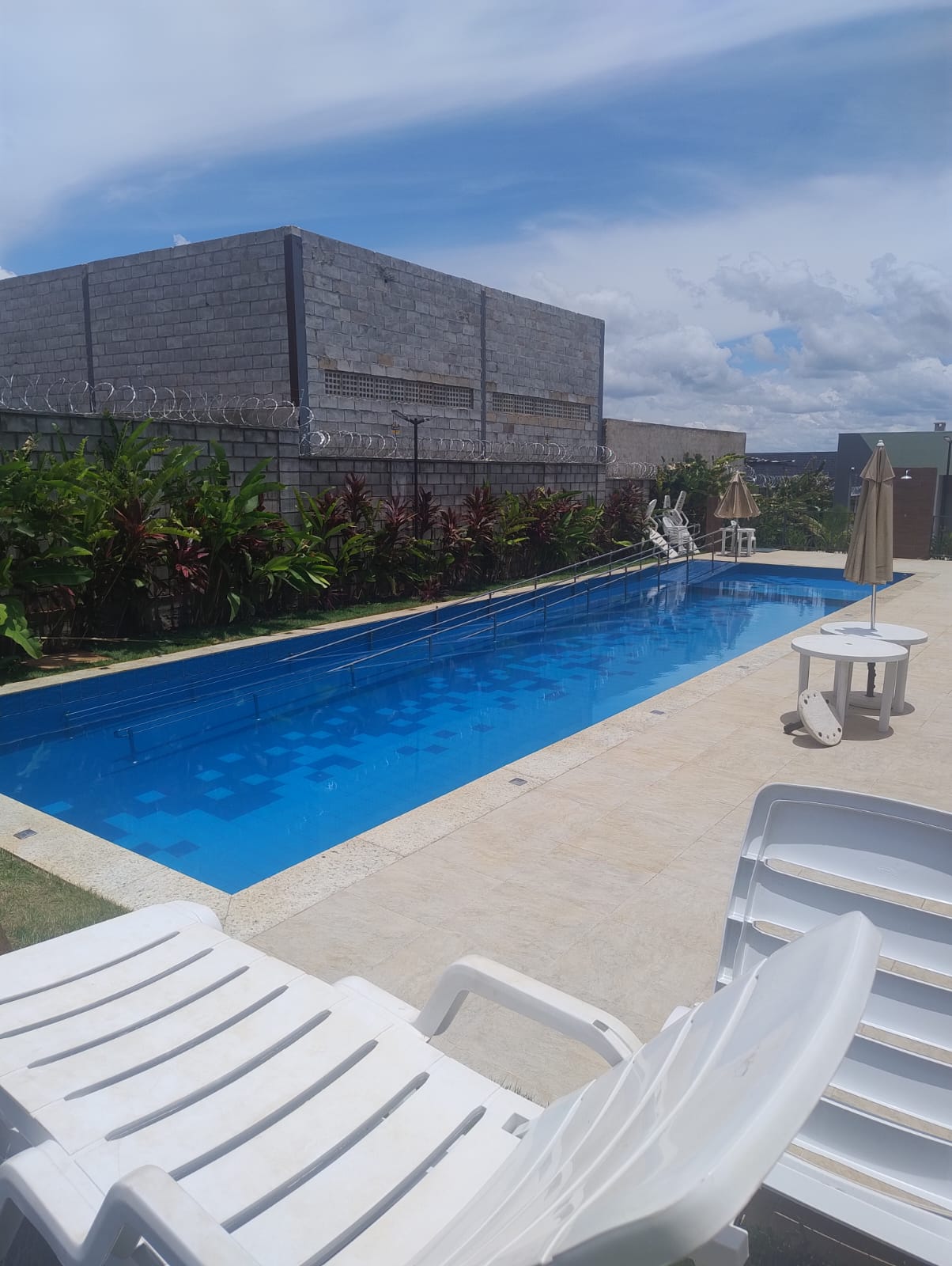 Piscina (Foto 2) do Condomínio no do Apartamento no Estrela Dalva