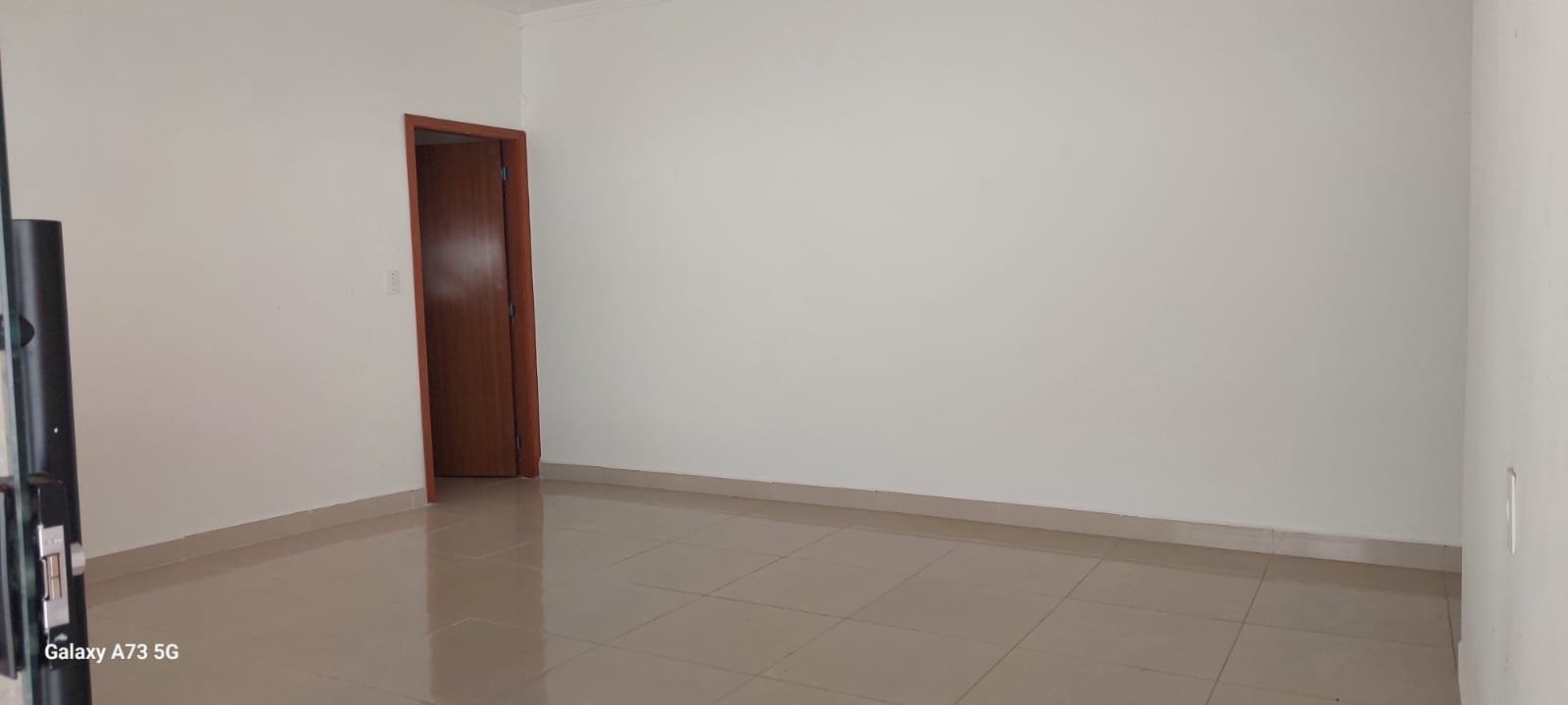 Sala 2 (foto1) na Casa no Setor Vila Morais